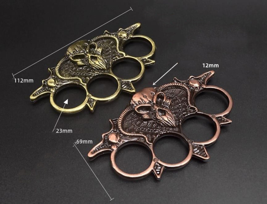 Metal bull king brass knuckle duster
