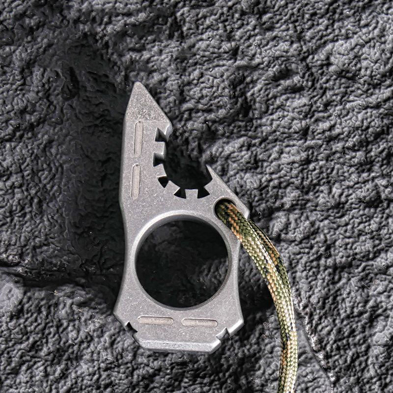 Shark Titanium Alloy Knuckle Duster Open Bottle Broken Window EDC Tool