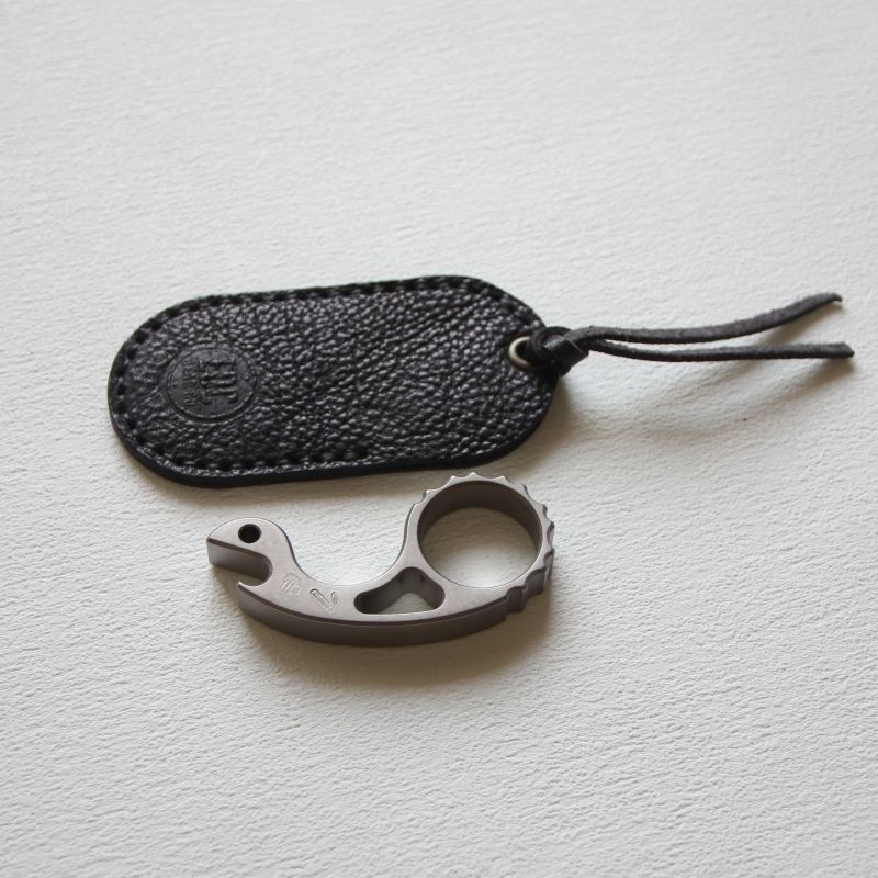 Titanium Snail Knuckle Duster Multi-function Bottle Opening EDC Tool