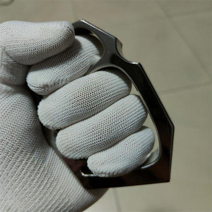 Thickened Titanium Alloy Knuckle Duster Window Breaking Tool