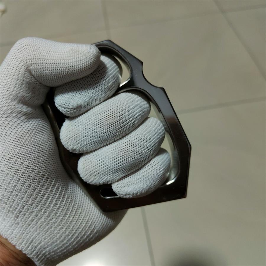 Thickened Titanium Alloy Knuckle Duster Window Breaking Tool