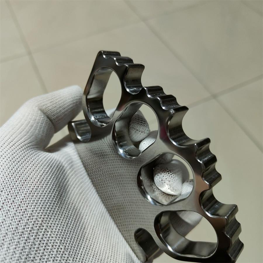 Mirror Titanium Alloy Knuckle Duster Defense Gear