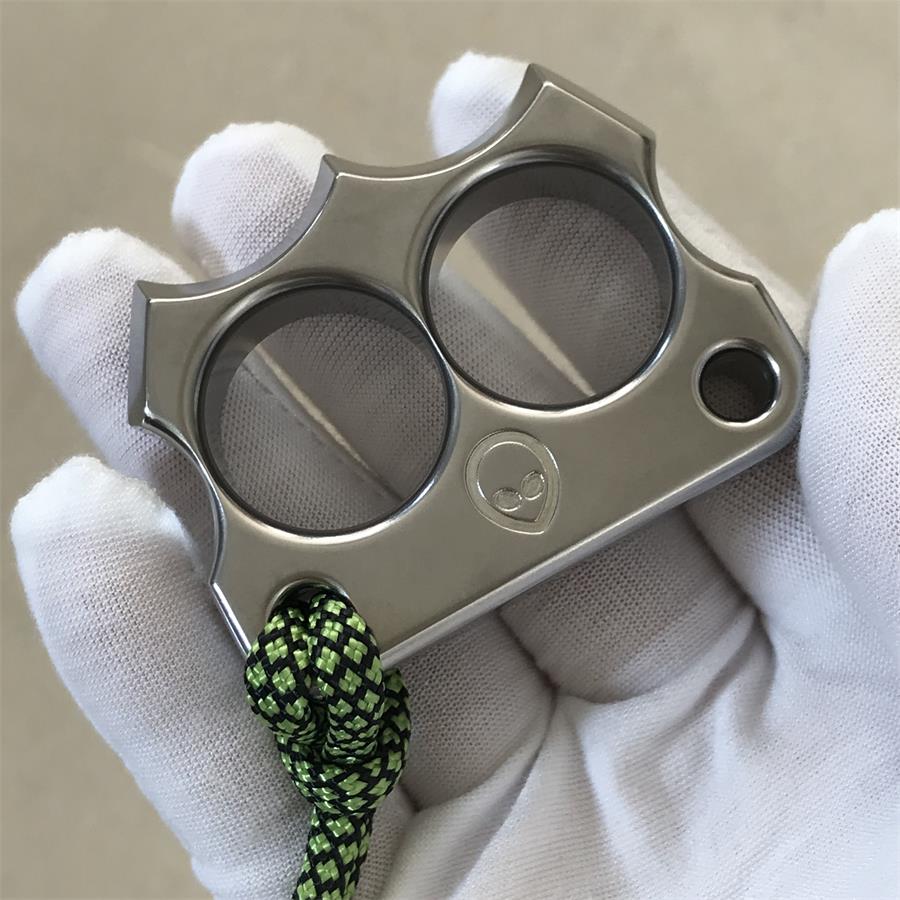 Mini Alien Solid 316 Steel Knuckle Dusters