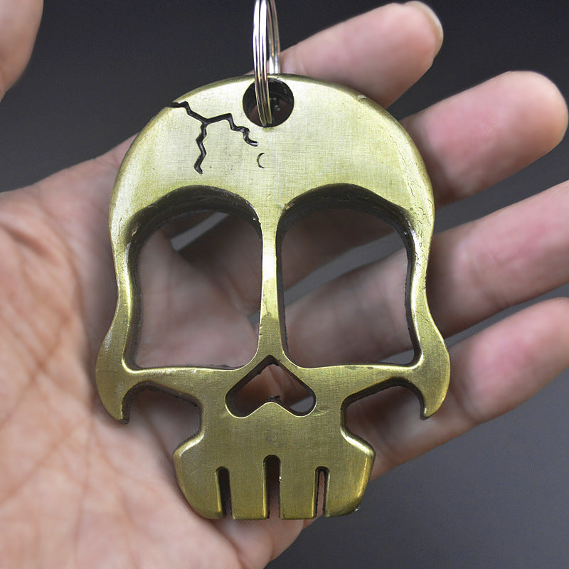 Multifunctional Big skull knuckle duster 1