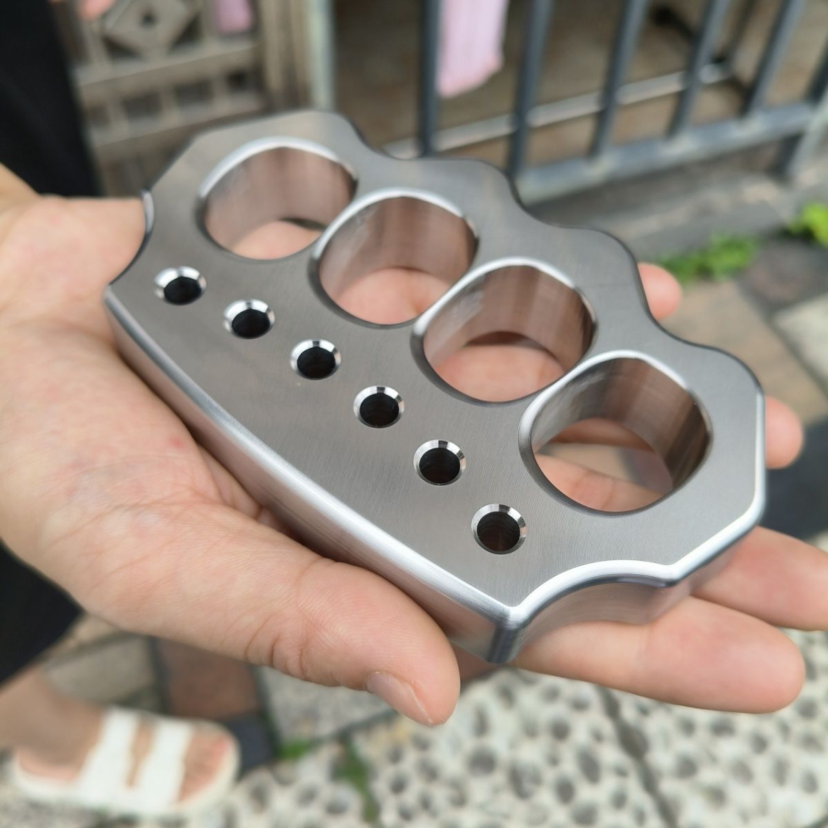 Large Finger Hole Solid Steel Knuckle Duster Fine Polish