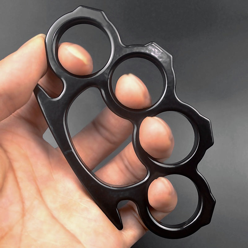 Knuckle – Brass Knuckle