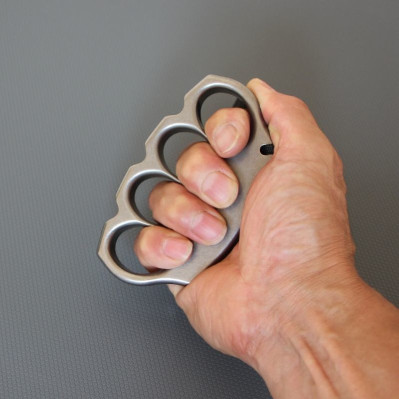 Classic Thickened Titanium Knuckle Duster