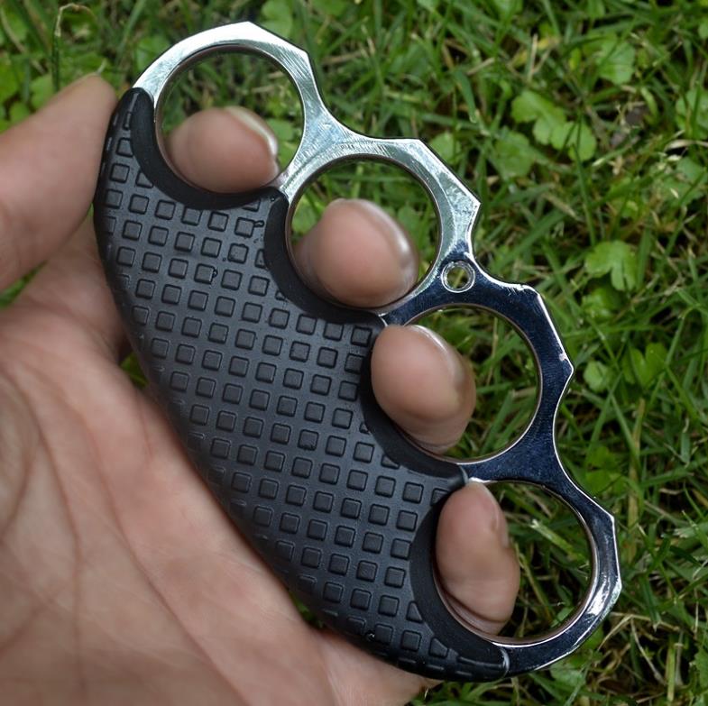 Removable clip knuckle duster 1