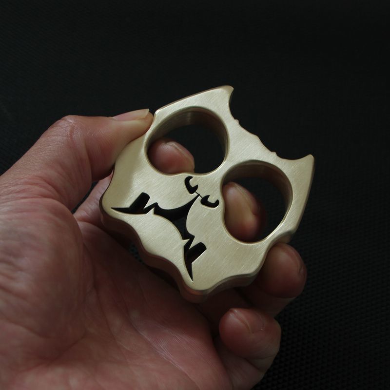 Thickened Solid Dog Brass Knuckle Duster