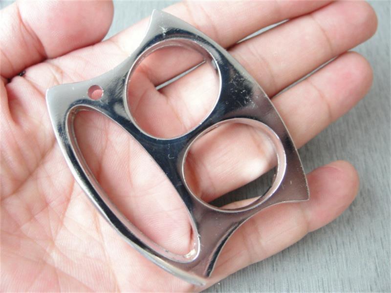 Multifunctional Monkey face brass knuckle duster 1