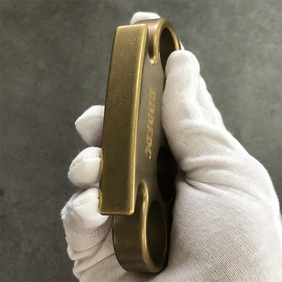 Old Color Style Classic Brass Knuckles Duster