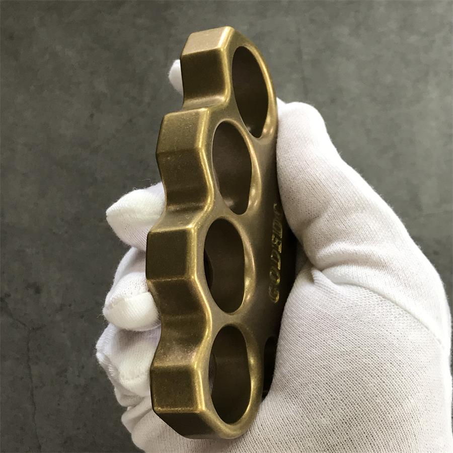 Old Color Style Classic Brass Knuckles Duster