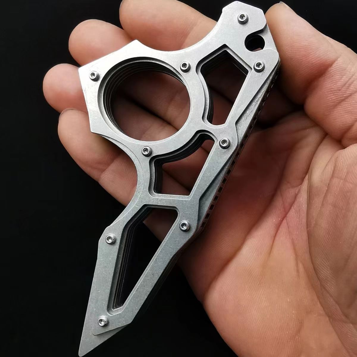 Solid One finger steel knuckle 4