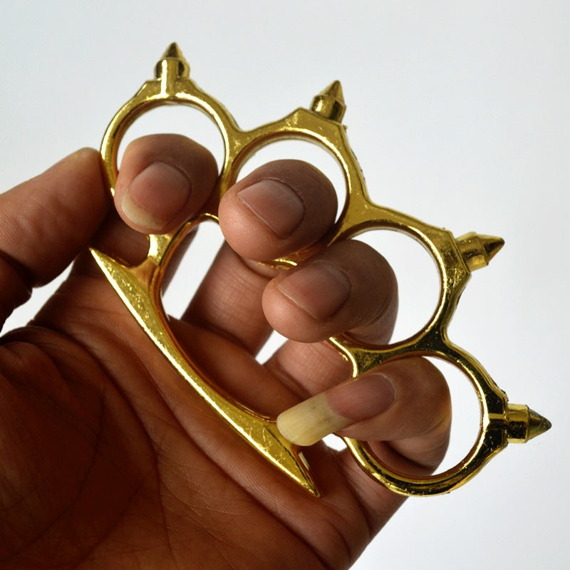 Gold Pointed head knuckle duster