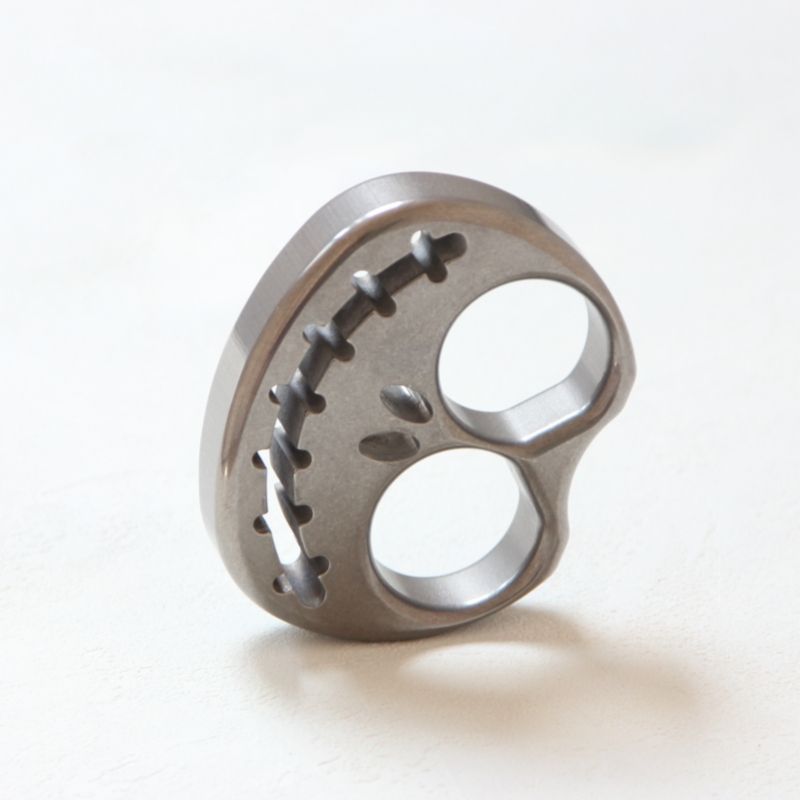 Creative Pumpkin Titanium Knuckle Dusdter