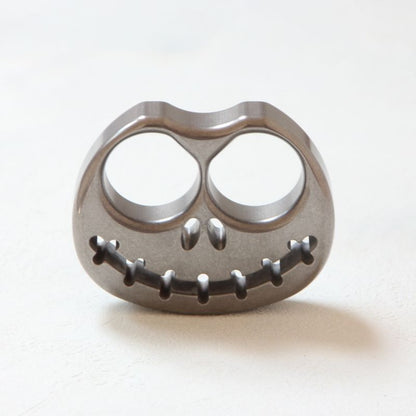 Creative Pumpkin Titanium Knuckle Dusdter