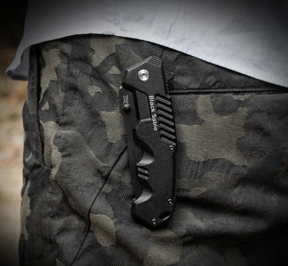 Self defense pocket knife closeup