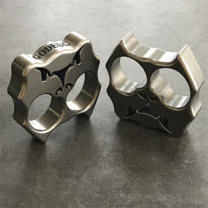 GODEDC TC21 Titanium Alloy Creative Knuckle Duster