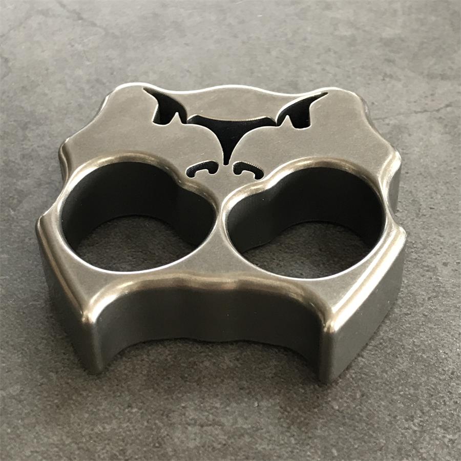 GODEDC TC21 Titanium Alloy Creative Knuckle Duster