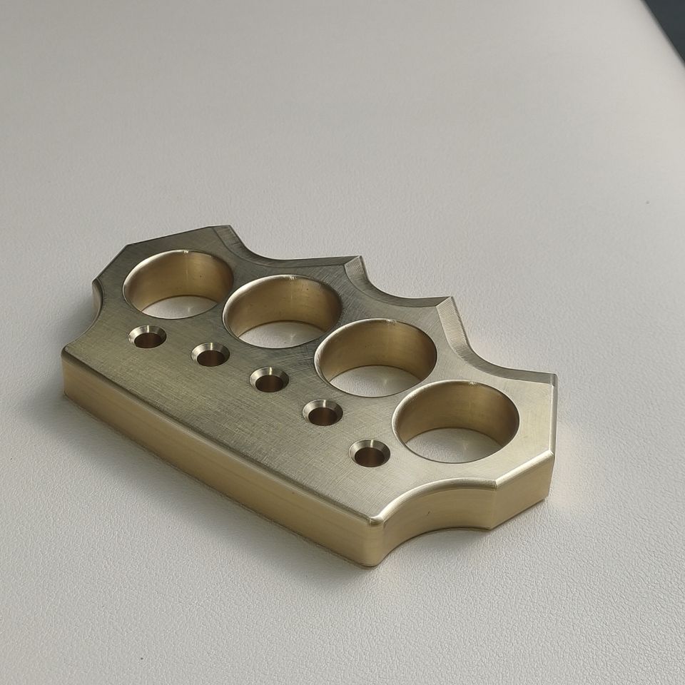 Thickened solid brass knuckle duster 7