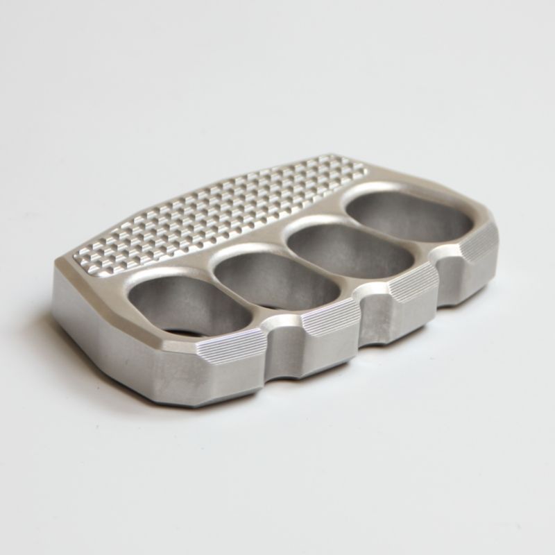 Thickened Non-slip Steel Knuckle Duster