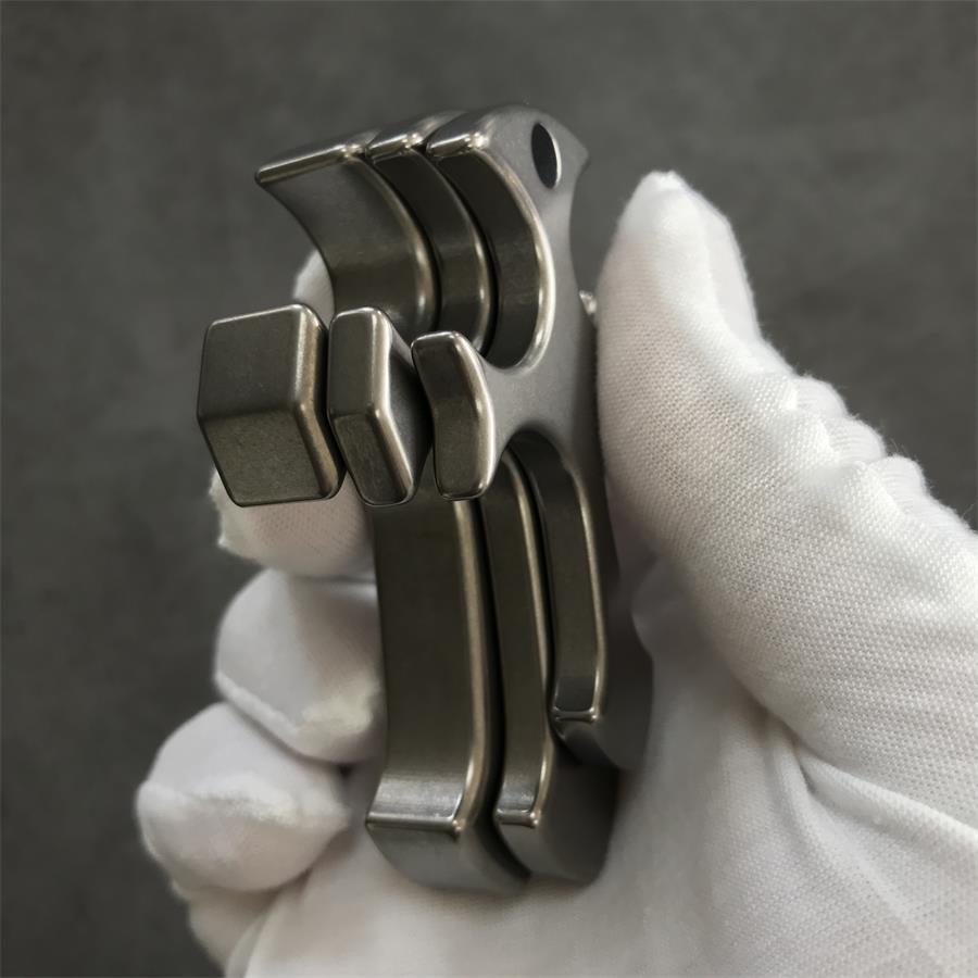 TC21 Titanium Cross Knuckle Duster Self-Defense EDC Decoration