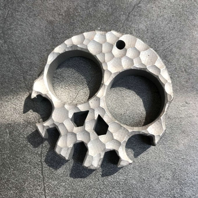 four finger Titanium Skull knuckle duster