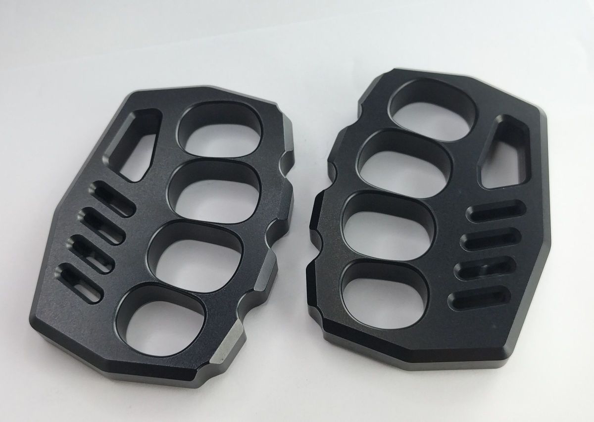 Thickened aluminum knuckle dusters 5