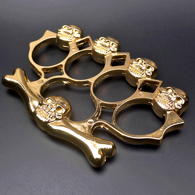 five_skulls_brass_knuckle_duster_1