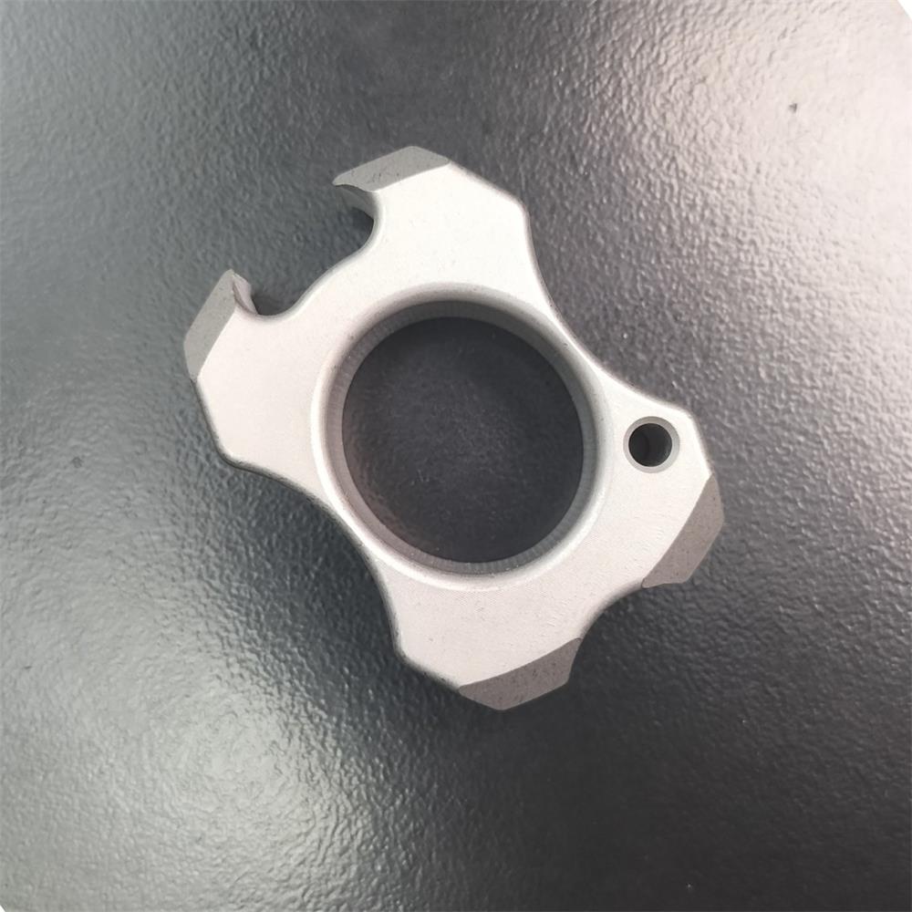 304 Stainless Steel Mini Knuckle Duster Multifunctional Bottle Opening Tool