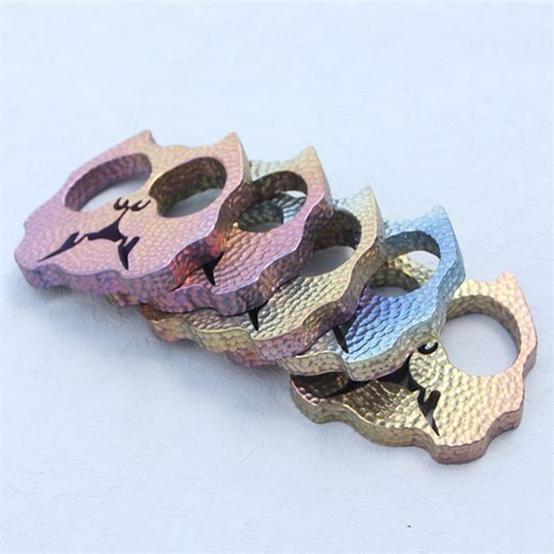 Mini Creative Knuckle Duster Titanium Dog Head Modeling