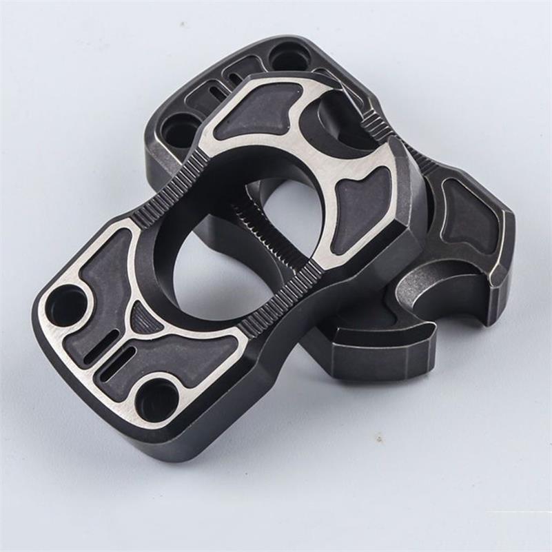 TC4 Titanium One Finger Knuckle Duster Broken Window Protective Gear