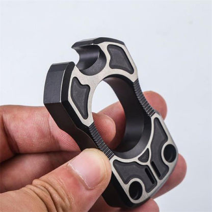 TC4 Titanium One Finger Knuckle Duster Broken Window Protective Gear