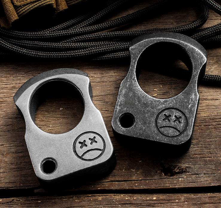 Solide Edelstahl Messing Knuckle Duster Boxen Einzelne Finger Schnalle Selbstverteidigung Fenster Brecher Outdoor Tragbare EDC Werkzeug