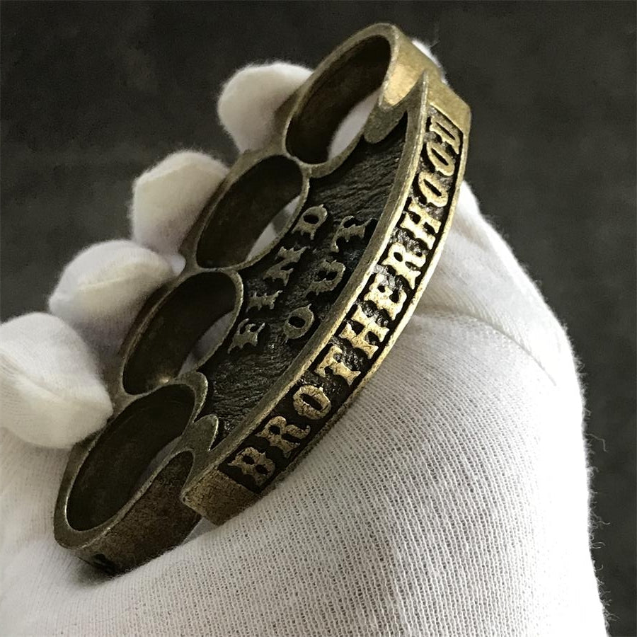 Mini Retro Style Knuckle Duster