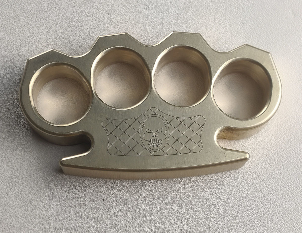 thickening solid brass knuckle duster