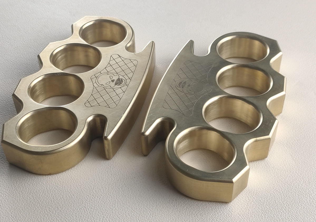 thickening solid brass knuckle duster 6